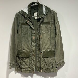 Abercrombie & Fitch Army Green Lightweight Jacket Girls Size 13/14